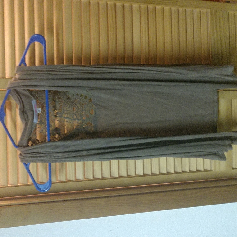 Julie's Closet Brand Taupe Brown Open Sleeveless Cardigan With Lace Embroidery-M